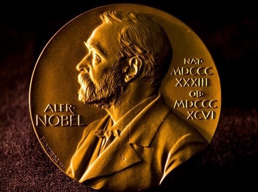 Nóbelsverðlaunin í hagfræði, auðlindir og lýðræði