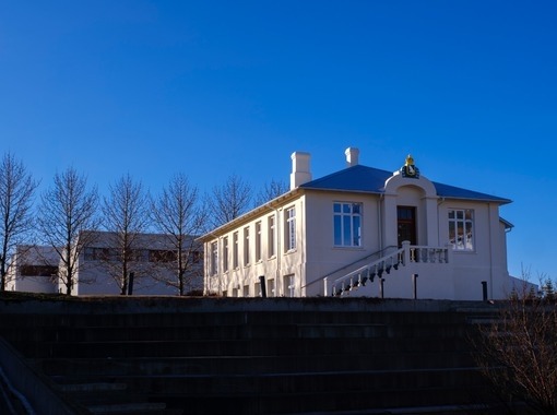 Leiðsögn og opnun sýningarinnar Skrúði Vigdísar