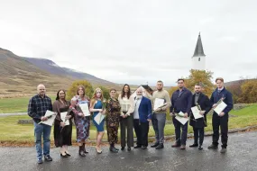 útskriftarhópur ásamt forsetum Hóla